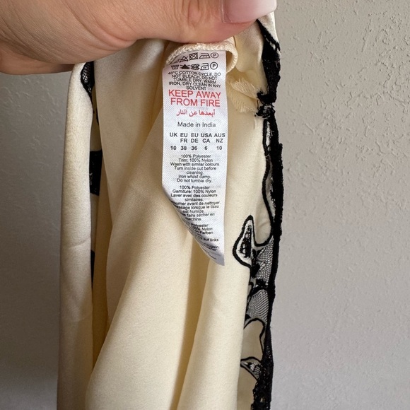NWT Nasty Gal Cream Satin Applique Midi Skirt Co-Ord Womens 6 Lace Split Hem - Picture 7 of 7
